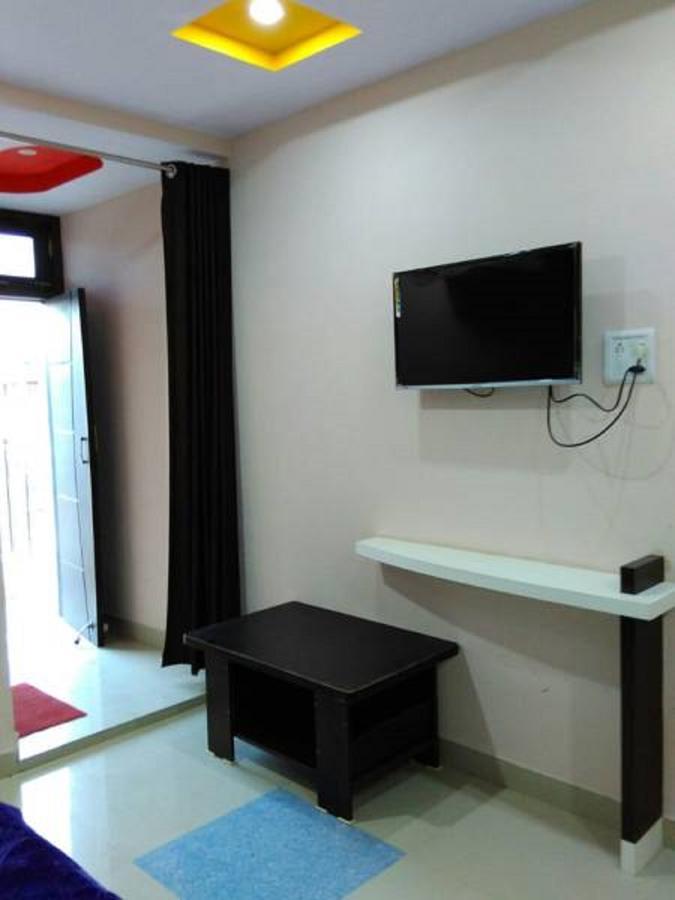Hotel Blue Star Datia Exterior photo
